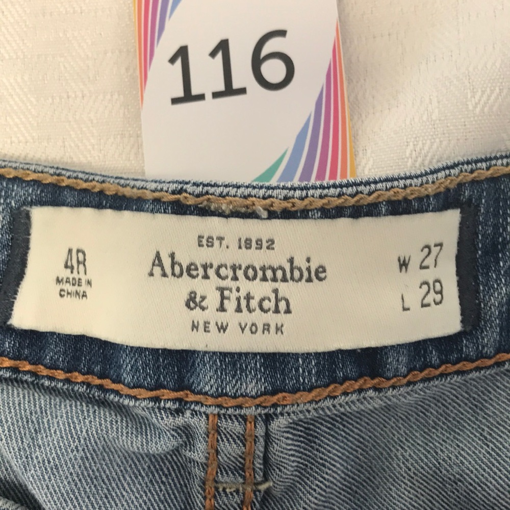 Abercrombie & Finch Jeans size 4R - Picture 2 of 8